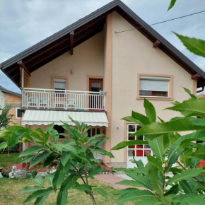  Holiday Home Mirza  Сараево
